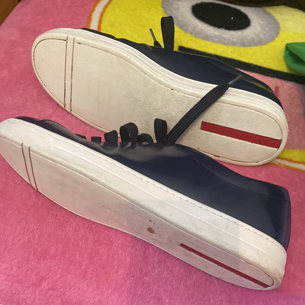 Prada shoes - Picture 5 of 7